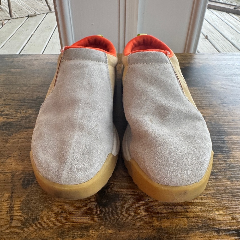 Sorel Women’s Ona RMX Moc Waterproof Slip on Shoes
Size 9 - Picture 3 of 7